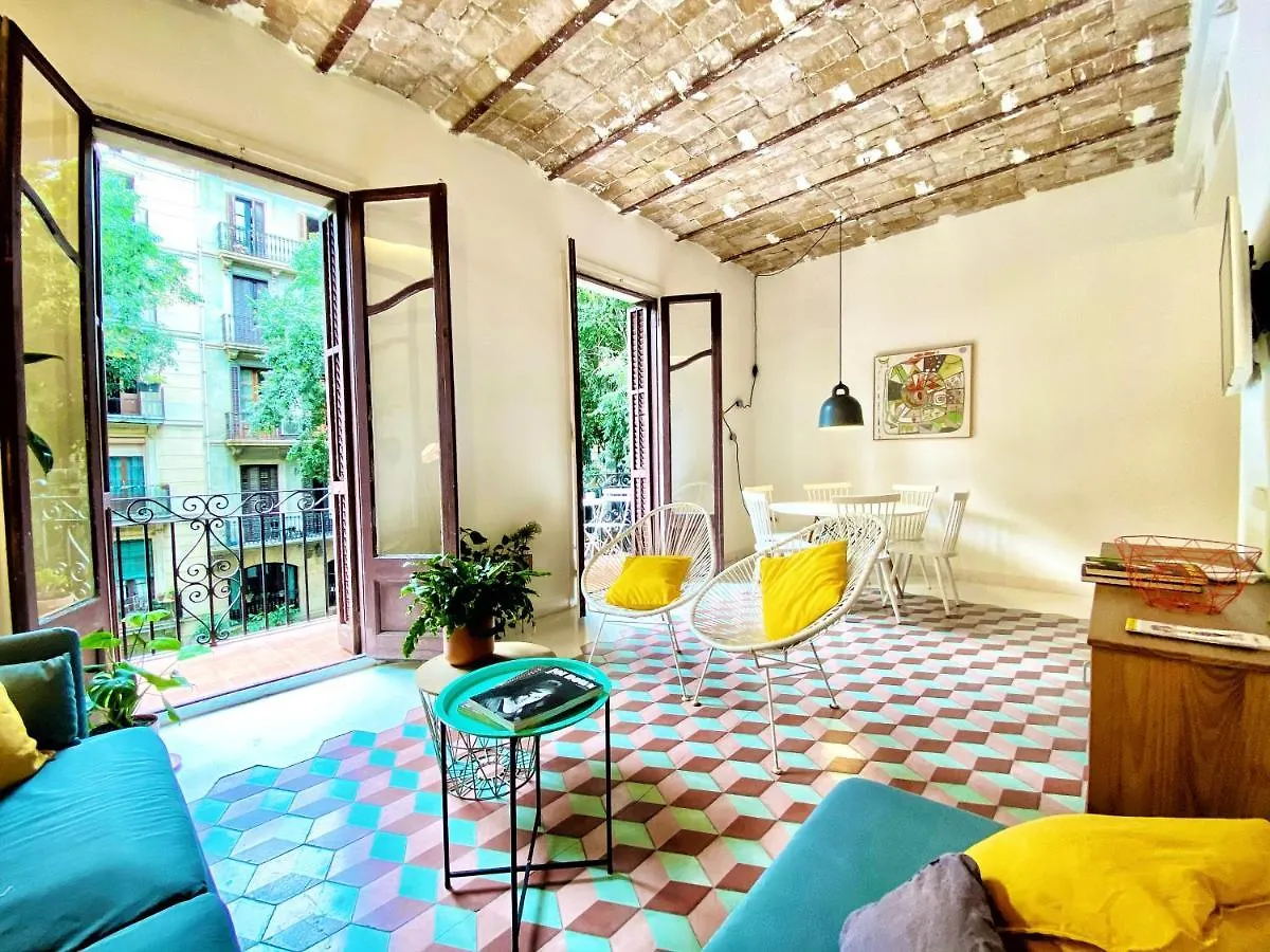 Tyche Apartment Barcelona 0*,