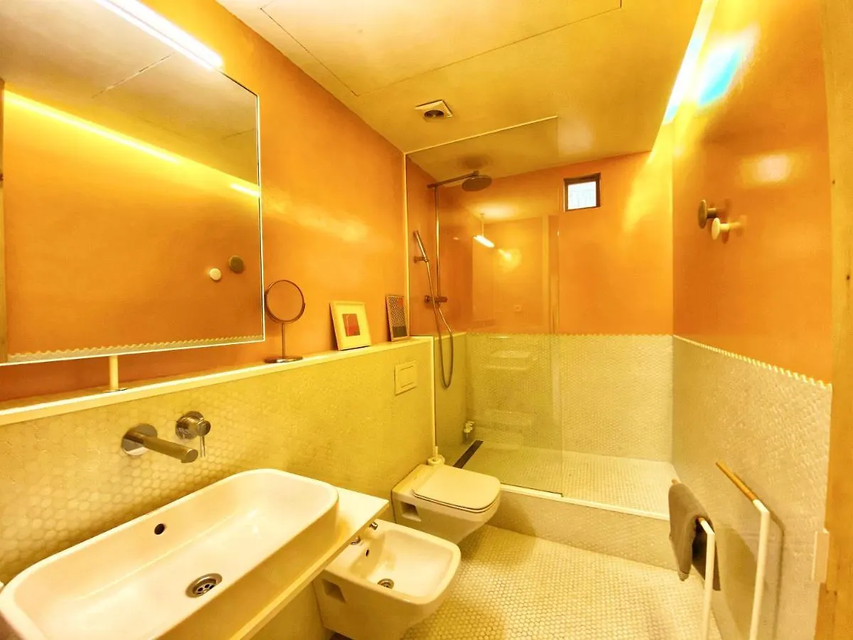 Tyche Apartment Barcelona