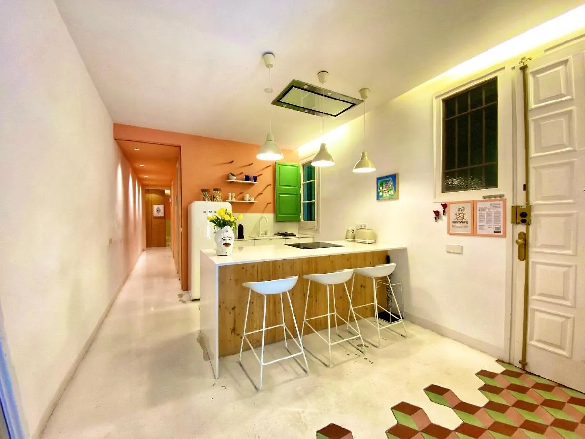 Tyche Apartment Barcelona 0*,